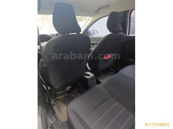 Sahibinden Dacia Sandero 1.0 Stepway 2022 Model