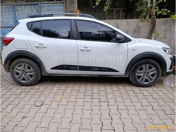 Sahibinden Dacia Sandero 1.0 Stepway 2022 Model