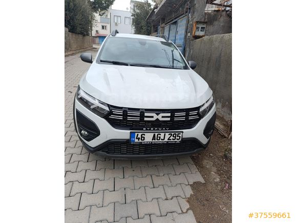 Sahibinden Dacia Sandero 1.0 Stepway 2022 Model