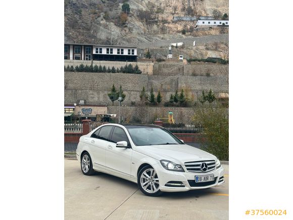 Sahibinden Mercedes - Benz C 180 BlueEFFICIENCY Avantgarde 2011 Model  198.000 km Beyaz Cam Tavan