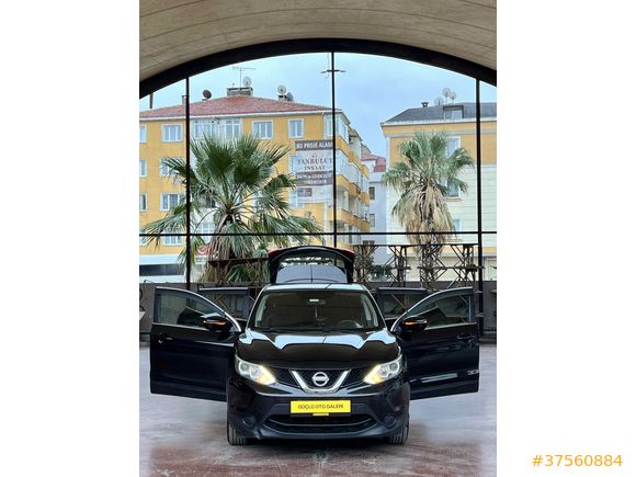 KAZASIZ BOYASIZ DİZEL OTOMATİK NISSAN QASHQAI