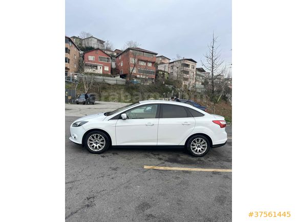 SESLİ KOMUT& LED PAKET 1.6 Ti-VCT  FOCUS Titanium 2013 