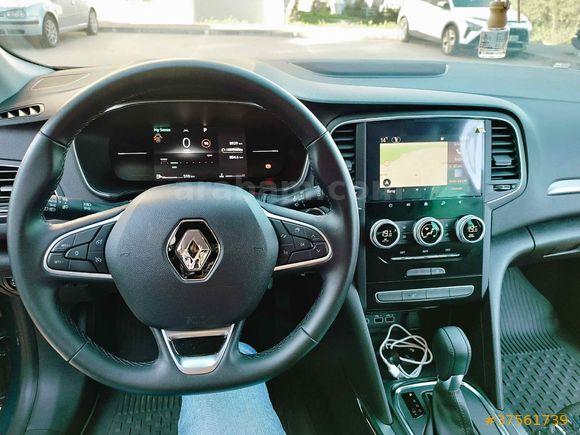 Sahibinden Renault Megane 1.3 TCe Icon 2025 Model 