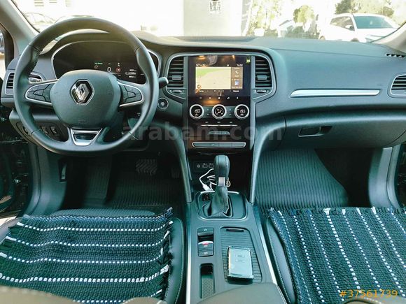 Sahibinden Renault Megane 1.3 TCe Icon 2025 Model 