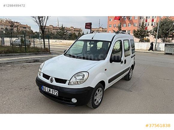 DEĞİŞEN YOK.2005 MODEL 1.5 DCİ KANGOO EMSALSİZ CİFT SÜRGÜLÜ muayne yeni.