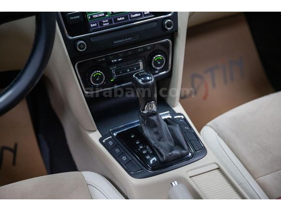 2015 SKODA SUPERB 1.6 TDI GREENTEC ELEGANCE DSG