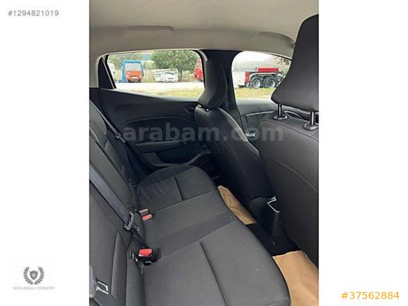 SUNGUROĞLU GARAGE'DEN 2022 RENAULT CLİO OTOMATİK