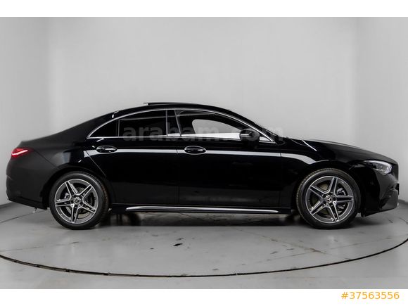 Sahibinden Mercedes - Benz CLA 200 AMG+ 2023 Model 24 model çıkışlı yeni kasa