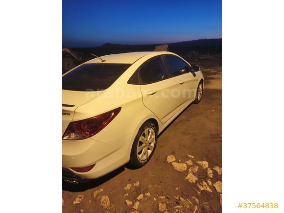 Sahibinden Hyundai Accent Blue 1.6 CRDI Mode Plus 2017 Model
