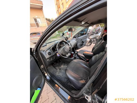 Sahibinden Dacia Sandero 1.5 dCi Stepway 2015 Model 