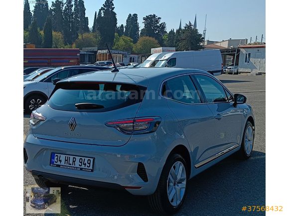 KARAOĞLU RENT A CAR'dan 2023 MODEL RENAULT CLİO