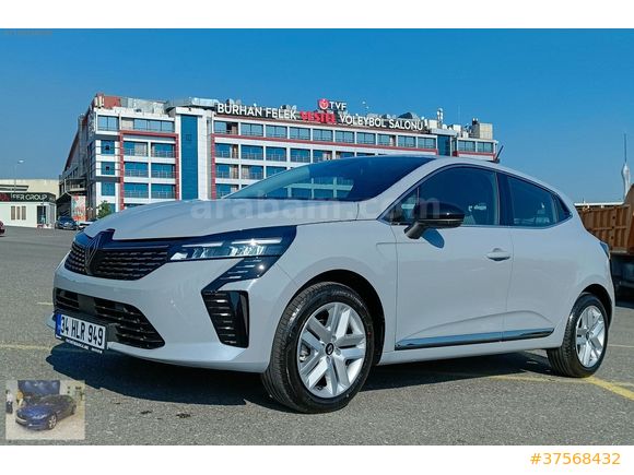 KARAOĞLU RENT A CAR'dan 2023 MODEL RENAULT CLİO