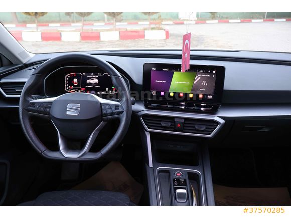 Sahibinden Seat Leon 1.5 TSI FR 2023 Model 