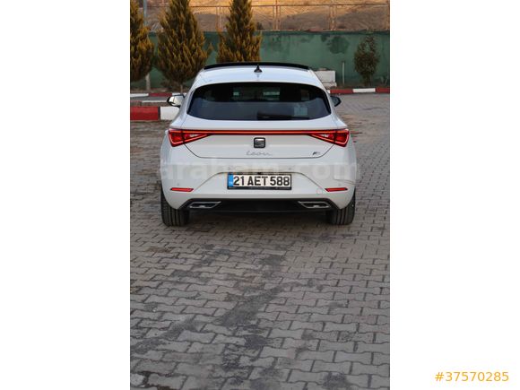 Sahibinden Seat Leon 1.5 TSI FR 2023 Model 