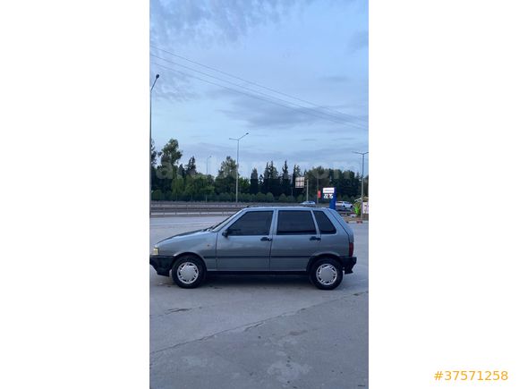 Memurdan Bakımlı Fiat Uno 70 S 2000 Model ACİL  SATILIK