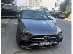 Sahibinden hatasız boyasız kayıtsız nokta hatasız  15000km bakımı yetkili serviste yapıldı garantisi devam ediyor iletişim no:05323375295