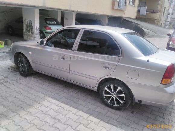 Sahibinden Hyundai Accent 1.6 Admire 2004 Model Ankara