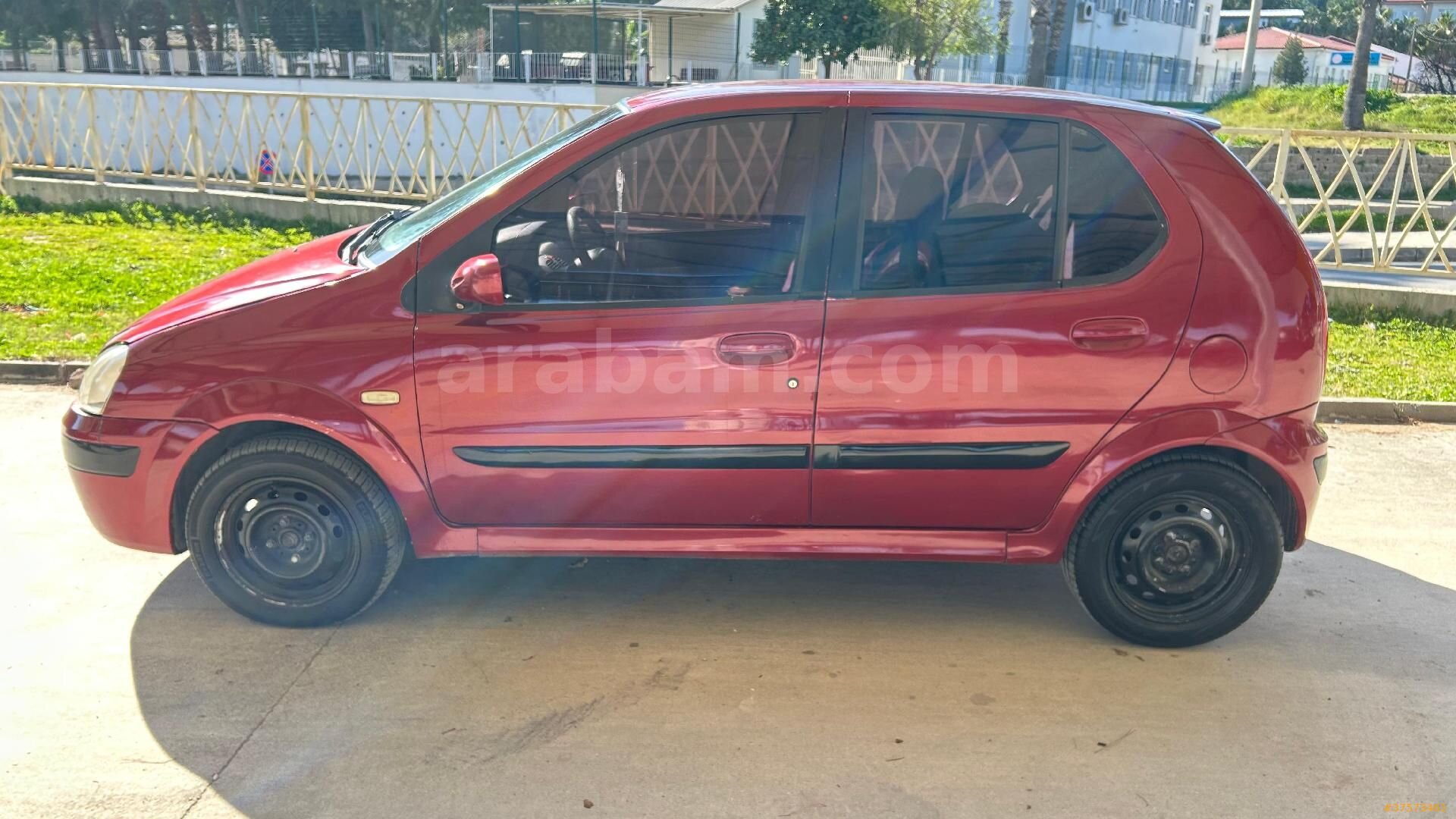 Sahibinden Tata Indica 1.4 TDI Trend 2005 Model Antalya 184.000 km Kırmızı 4