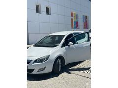 Sahibinden Opel Astra 1.3 CDTI Cosmo 2012 Model  175.600 km Beyaz