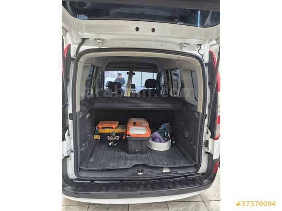 Sahibinden Renault Kangoo Multix 1.5 dCi Touch 2017 Model