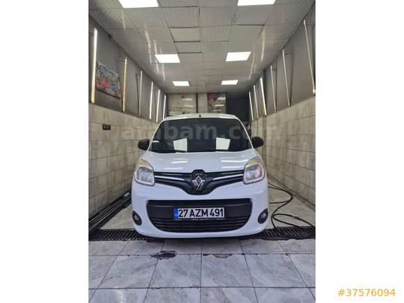 Sahibinden Renault Kangoo Multix 1.5 dCi Touch 2017 Model
