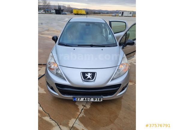 Sahibinden Peugeot 207 1.4 VTi Active 2011 Model