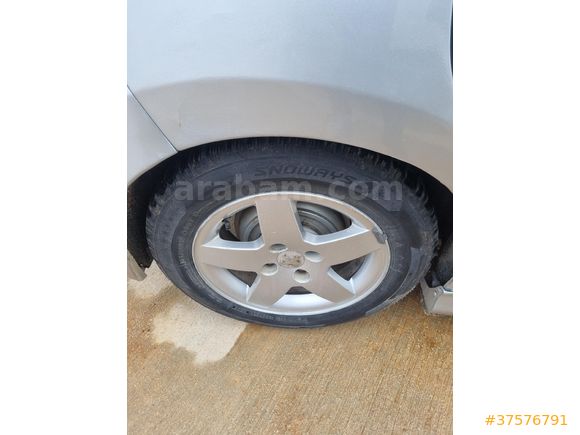 Sahibinden Peugeot 207 1.4 VTi Active 2011 Model
