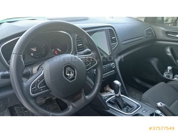 2020 MODEL SAHİBİNDEN HATASIZ MEGANE 4