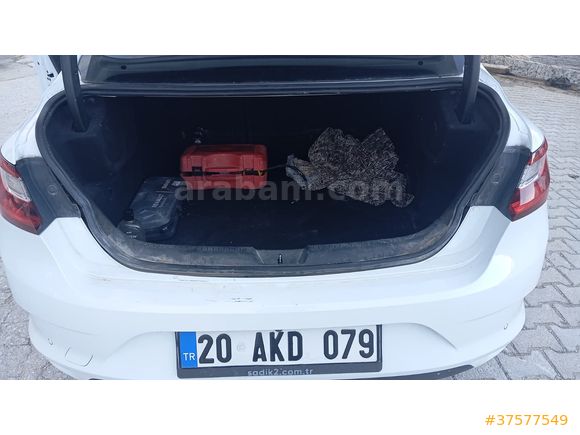 2020 MODEL SAHİBİNDEN HATASIZ MEGANE 4