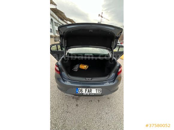 Sahibinden Renault Megane 1.3 TCe Touch 2024 Model