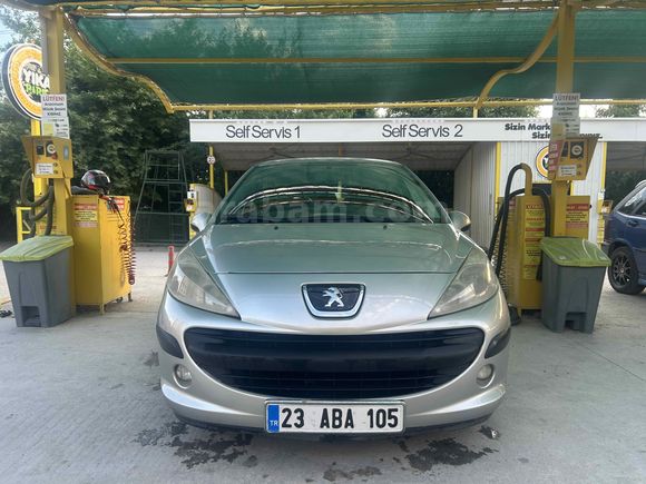 Sahibinden Peugeot 207 1.4 Trendy 2009 Model  209.000 km Gri