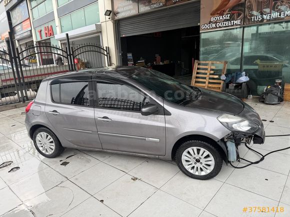 2011 1.5 DCİ Extreme Orjinal Hasar Kayıtsız Çalışır Yürür plakali