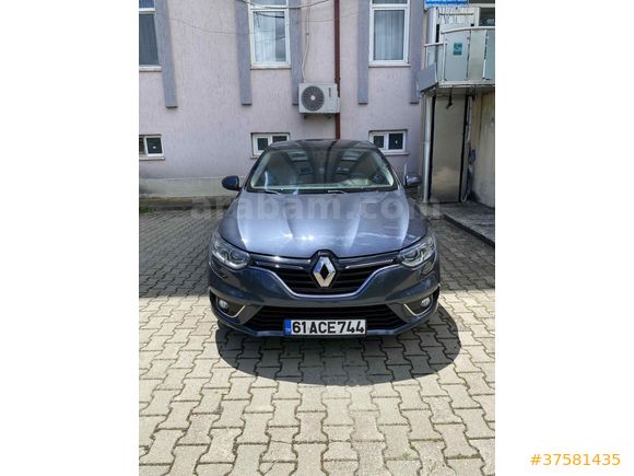 Sahibinden Renault Megane 1.5 Blue DCI Touch 2019 Model 