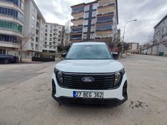Sahibinden Ford Tourneo Courier 1.5 EcoBlue Titanium 2024 Model