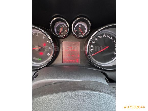 Sahibinden Opel Astra 1.4 T Enjoy Plus 2012 Model  202.000 km Siyah