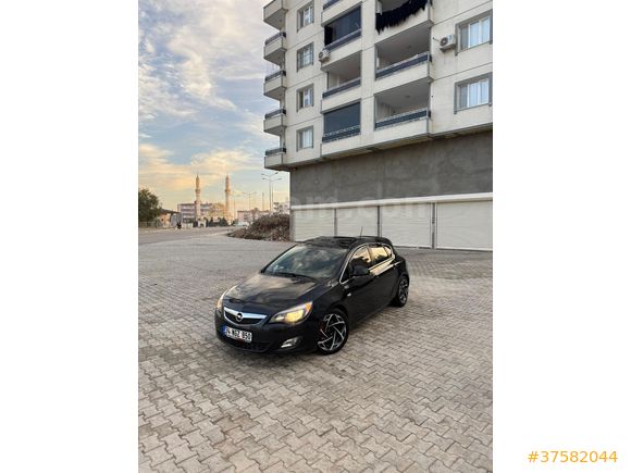 Sahibinden Opel Astra 1.4 T Enjoy Plus 2012 Model  202.000 km Siyah