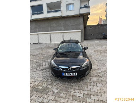 Sahibinden Opel Astra 1.4 T Enjoy Plus 2012 Model  202.000 km Siyah