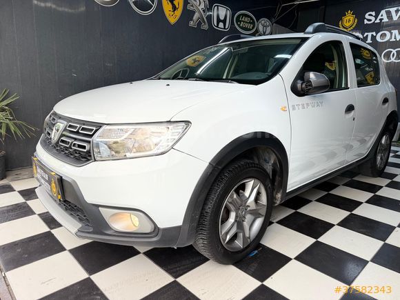 Sahibinden Dacia Sandero 0.9 TCe Stepway 2020 Model  89 km Beyaz