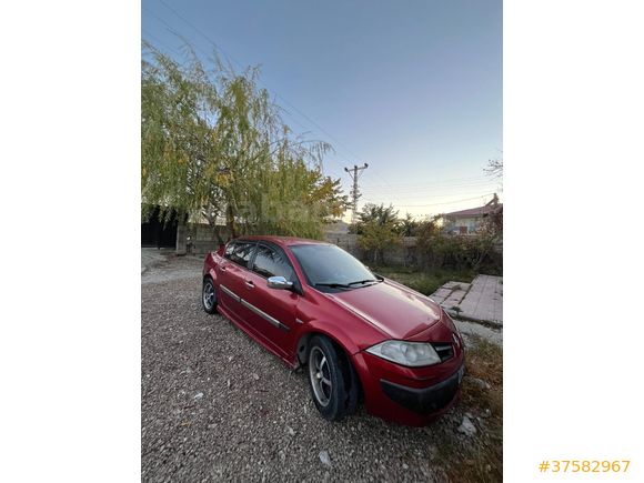 Sahibinden Renault Megane 1.6 Privilege 2007 Model