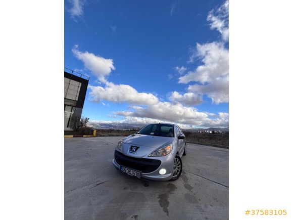 Sahibinden Peugeot 206+ 1.4 HDi Comfort 2011 Model