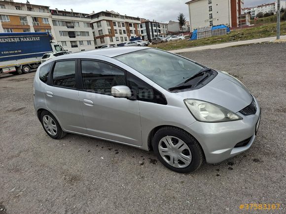 Sahibinden Honda Jazz 1.4 Joy 2009 Model