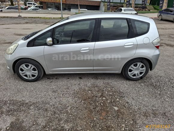 Sahibinden Honda Jazz 1.4 Joy 2009 Model