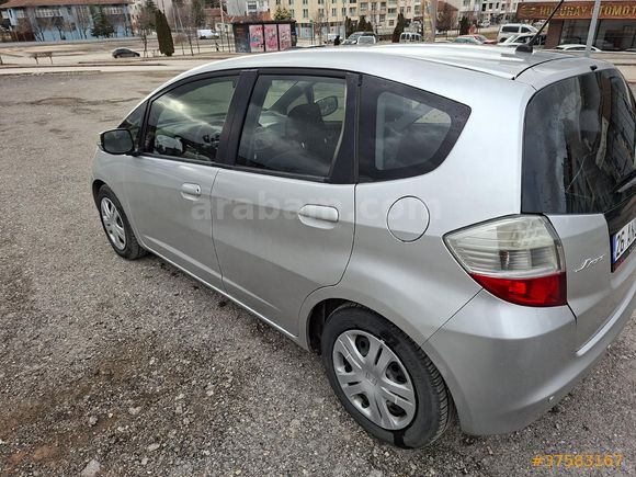 Sahibinden Honda Jazz 1.4 Joy 2009 Model