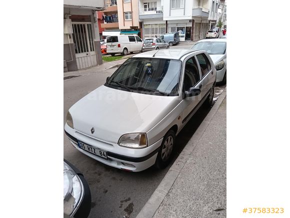 Sahibinden Renault Clio 1.4 RT 1997 Model