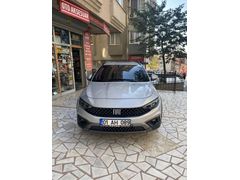 Sahibinden Fiat Egea Cross 1.4 Fire Urban 2022 Model  135.000 km Gri (Gümüş)