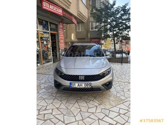 Sahibinden Fiat Egea Cross 1.4 Fire Urban 2022 Model  135.000 km Gri (Gümüş)