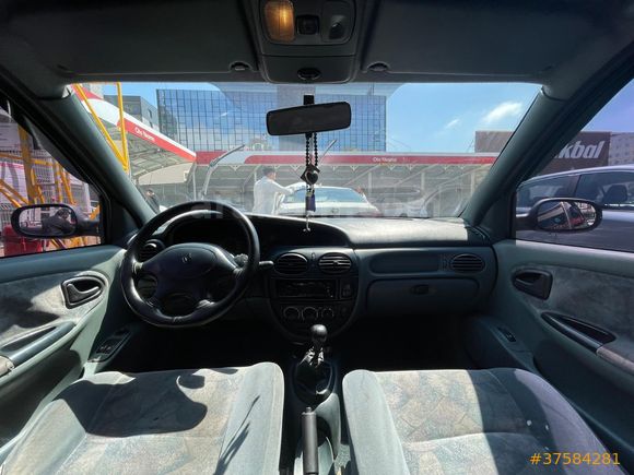 Sahibinden Renault Megane 2.0 RXT 1999 Model