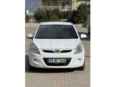 Sahibinden Hyundai i20 1.4 CRDi Team 2011 Model 