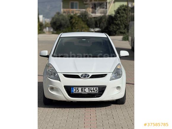 Sahibinden Hyundai i20 1.4 CRDi Team 2011 Model 