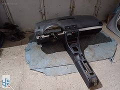 audi a4 b7 ön göğüs hatasız orjinal